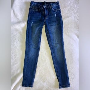 Kendall & Kylie ‘the ultra babe skinny’ jeans. Size 0/24.
